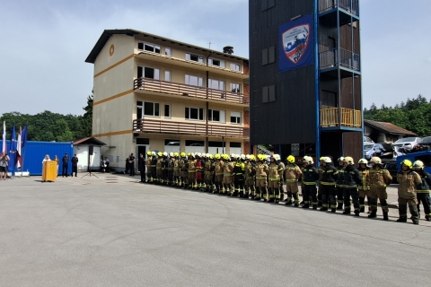 31. GENERACIJA ZAKLJUČILA GASILSKO ŠOLANJE NA IGU